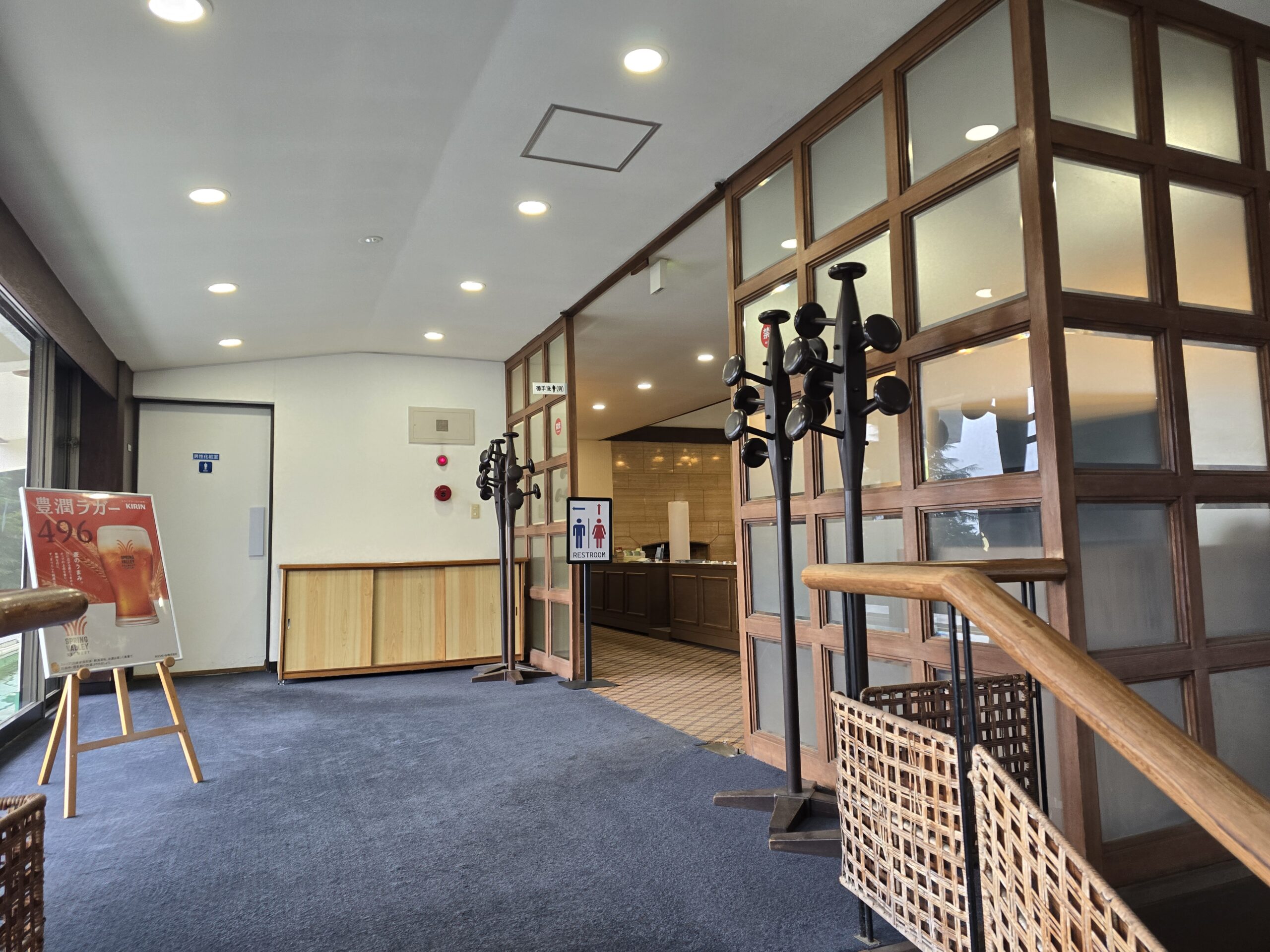 東富士カントリークラブ館内の様子